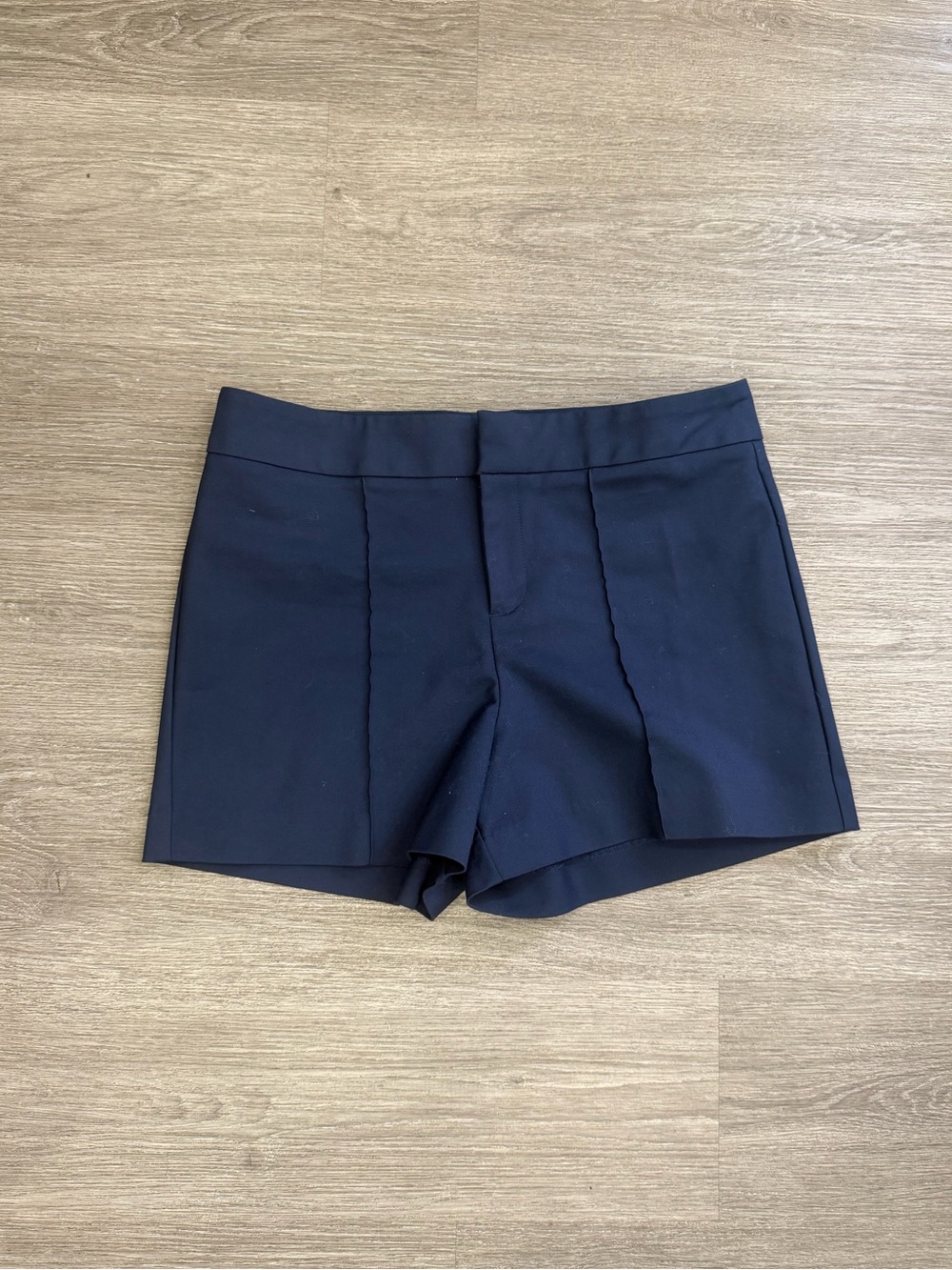 Saks Fifth Avenue Navy Women's Tailored Shorts Size 14